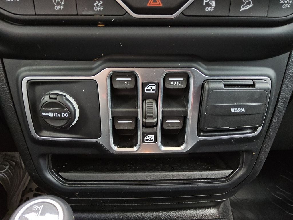 2018 Jeep Wrangler Unlimited Sahara 4x4