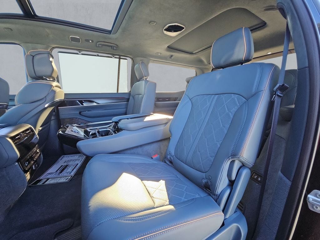 2024 Jeep Grand Wagoneer Series III Obsidian 4x4