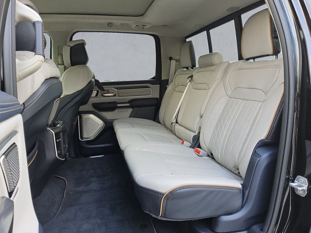 2025 RAM 1500 Tungsten Crew Cab 4x4 5'7' Box