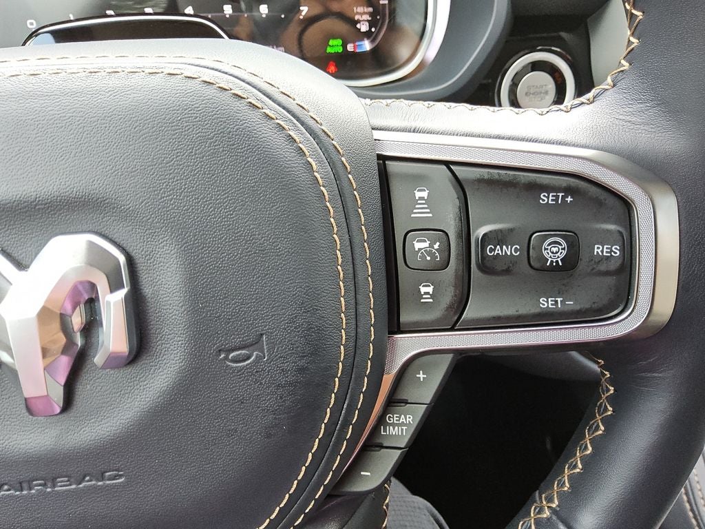 2025 RAM 1500 Tungsten Crew Cab 4x4 5'7' Box