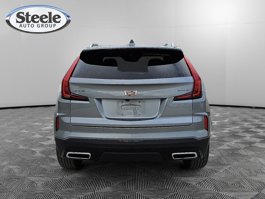 2025 Cadillac XT4 FWD Premium Luxury