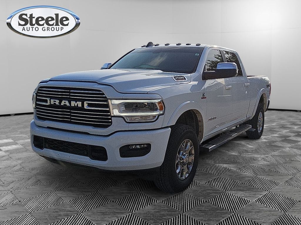 2022 RAM 2500 Laramie Crew Cab 4x4 6'4' Box