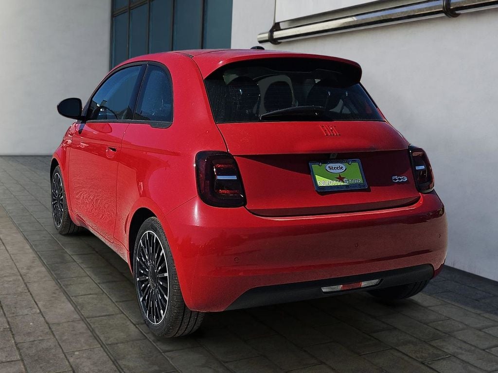 2024 FIAT 500e INSPI(RED) FWD