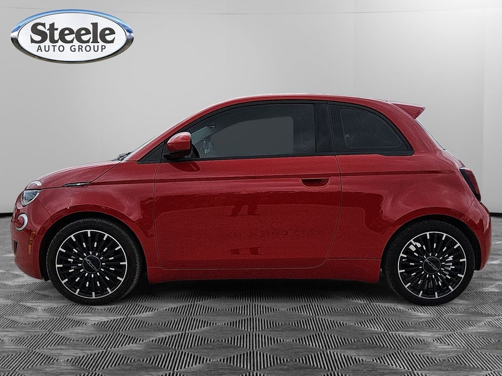 2024 FIAT 500e INSPI(RED) FWD