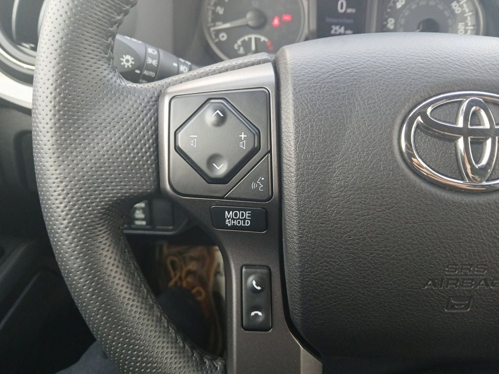 2022 Toyota Tacoma TRD Off-Road V6