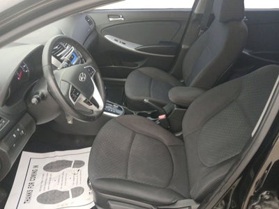 2012 Hyundai Accent SE