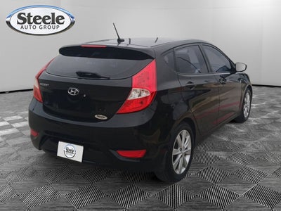 2012 Hyundai Accent SE