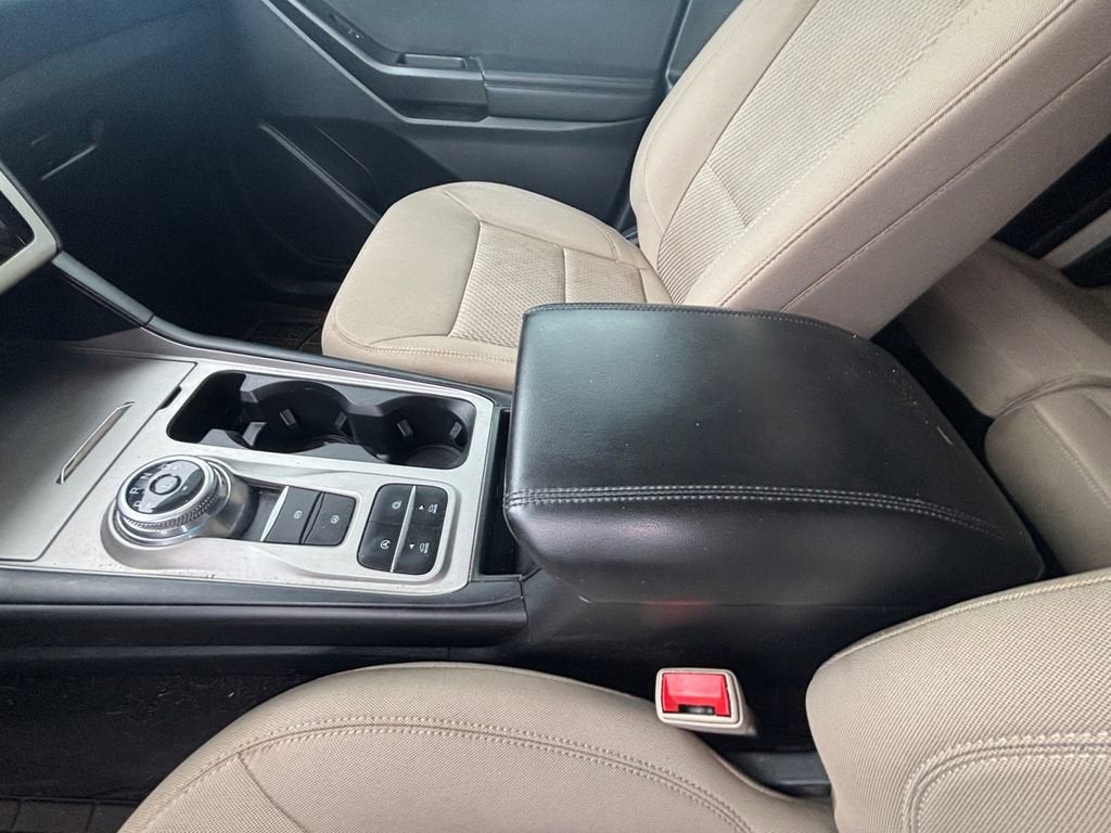 2021 Ford Explorer Base