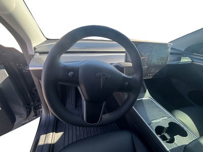 2025 Tesla Model Y Performance