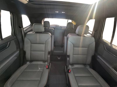 2024 GMC Acadia AT4