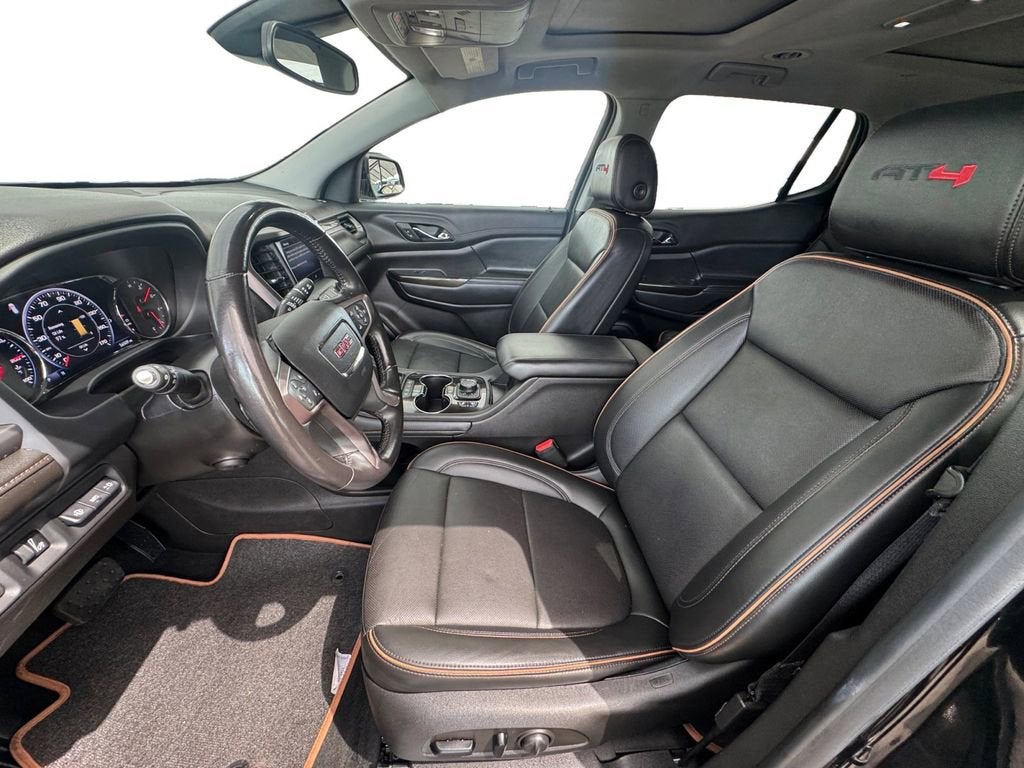 2022 GMC Acadia AT4