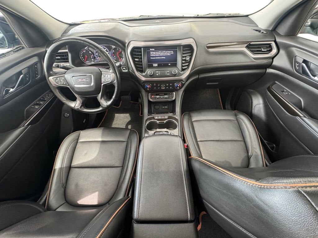 2022 GMC Acadia AT4