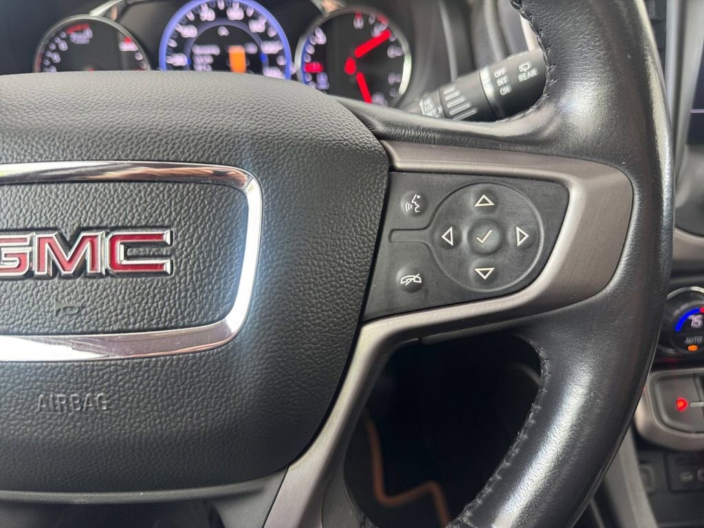 2022 GMC Acadia AT4