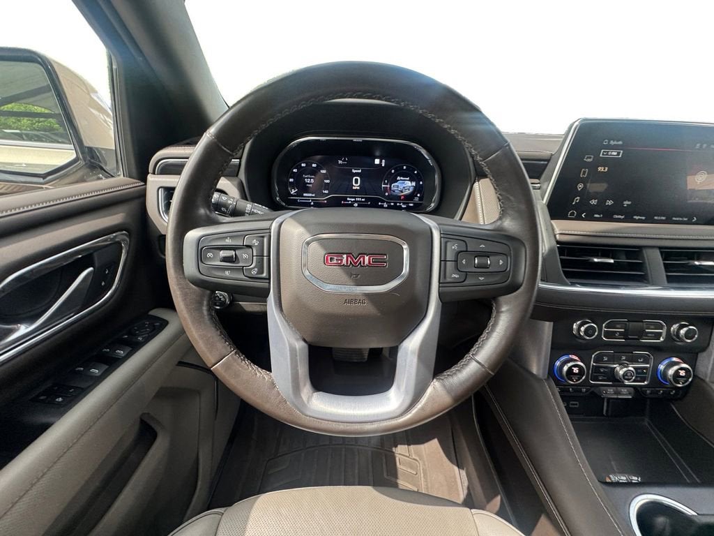 2022 GMC Yukon SLT