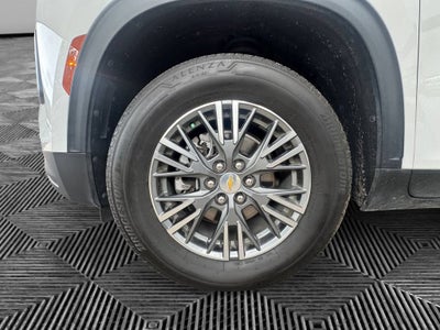 2024 Chevrolet Traverse LS
