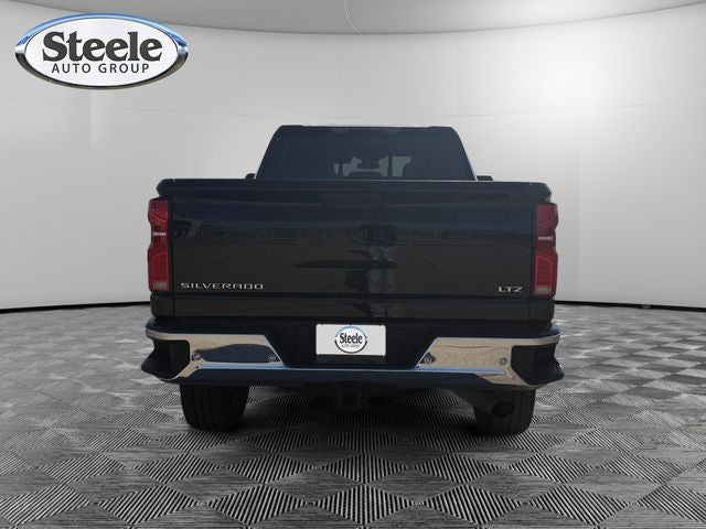 2025 Chevrolet Silverado 2500HD 4WD Crew Cab Standard Bed LTZ