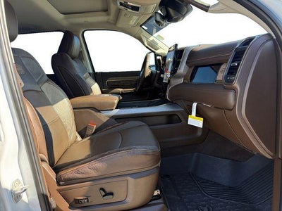 2025 RAM 2500 Limited Longhorn Mega Cab 4x4 8' Box
