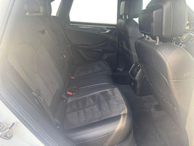 2019 Porsche Macan Base