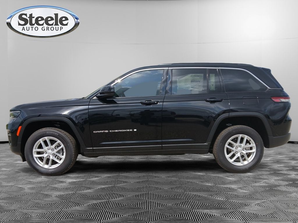 2024 Jeep Grand Cherokee Laredo X 4x4