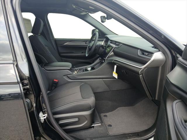 2024 Jeep Grand Cherokee Laredo X 4x4