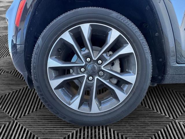 2023 Jeep Grand Cherokee Overland 4x4