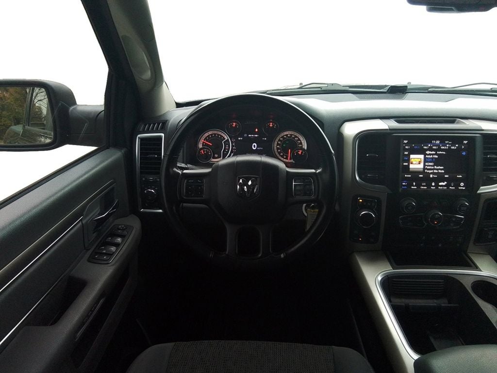 2018 RAM 1500 Big Horn Crew Cab 4x4 5'7' Box