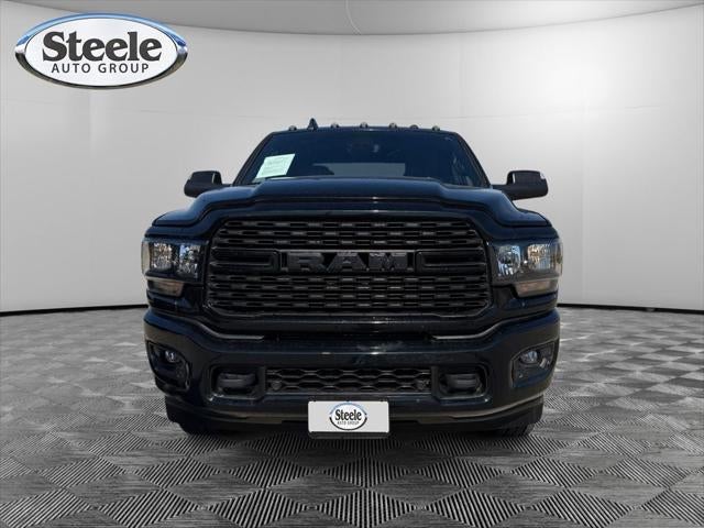 2022 RAM 3500 Lone Star Crew Cab 4x4 8' Box