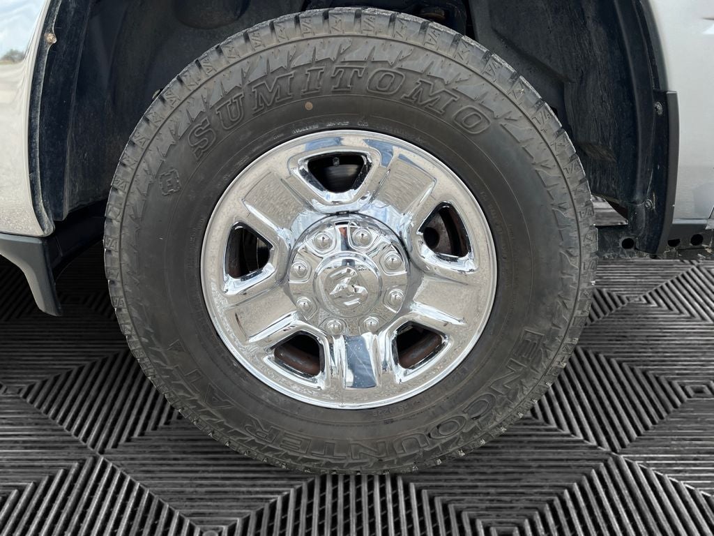 2022 RAM 2500 Tradesman Crew Cab 4x4 6'4' Box