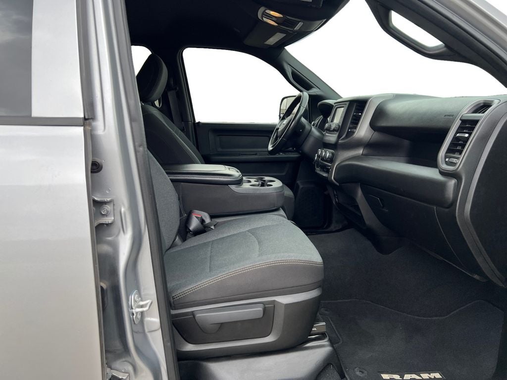 2022 RAM 2500 Tradesman Crew Cab 4x4 6'4' Box