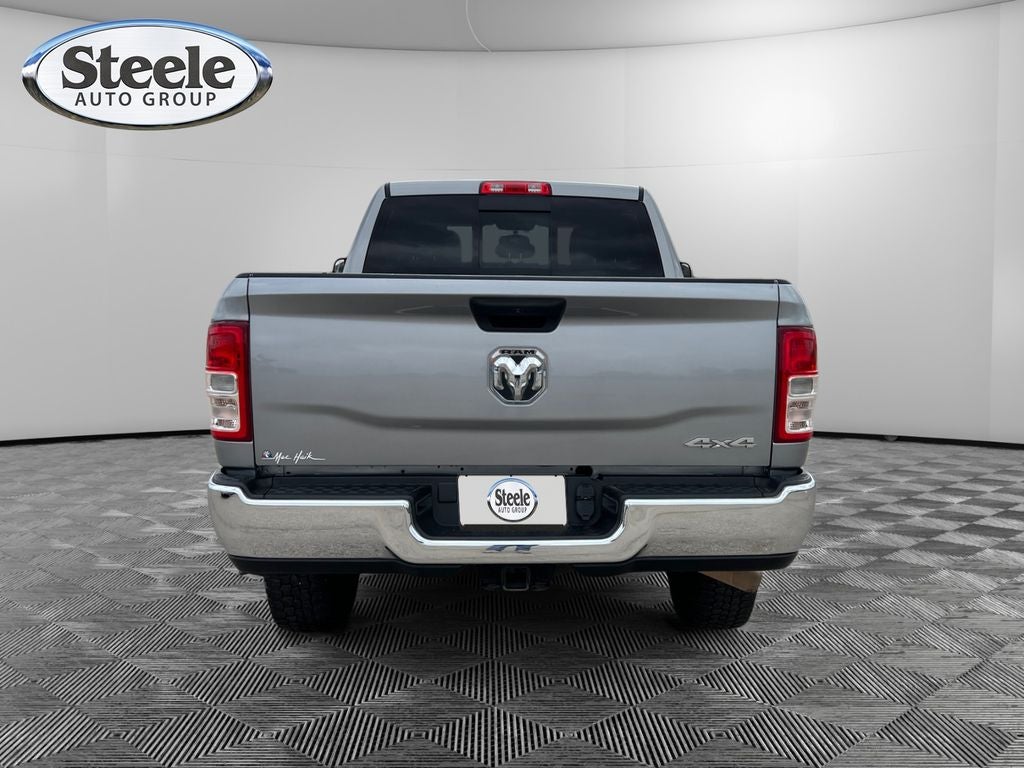 2022 RAM 2500 Tradesman Crew Cab 4x4 6'4' Box