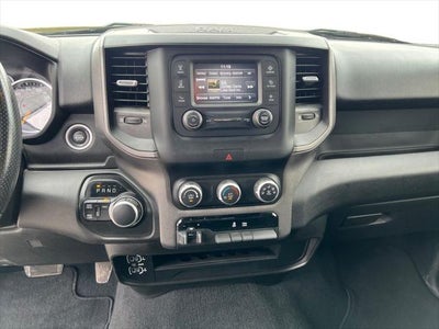 2022 RAM 2500 Tradesman Crew Cab 4x4 6'4' Box