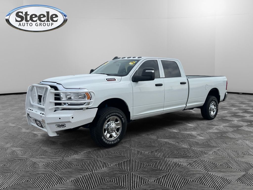 2024 RAM 2500 Tradesman Crew Cab 4x4 8' Box