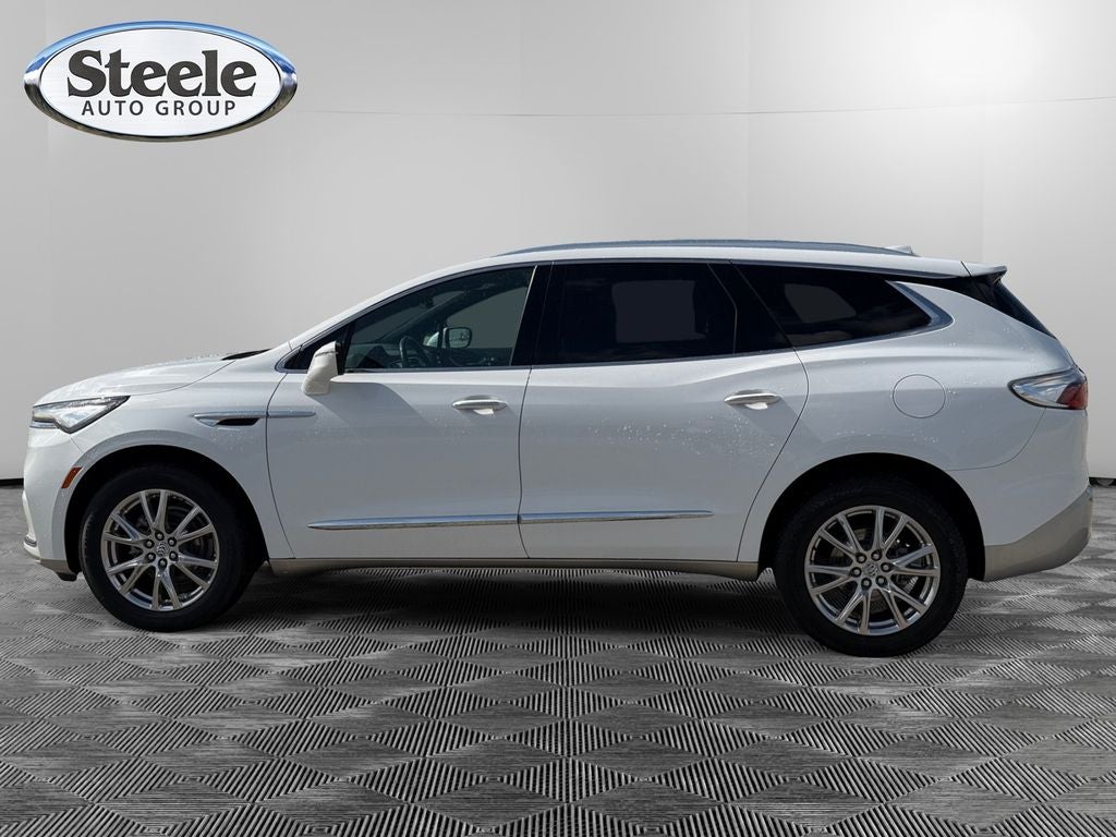 2023 Buick Enclave Essence FWD