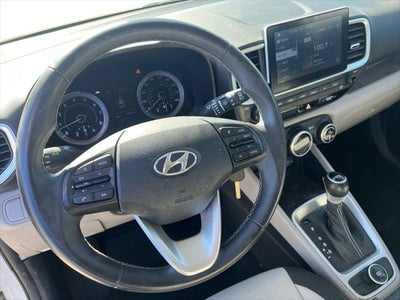 2022 Hyundai Venue SEL