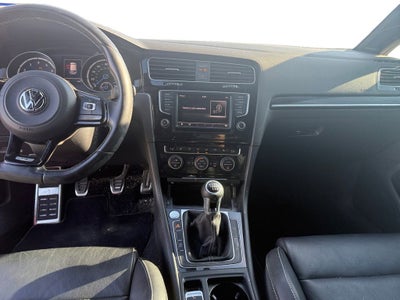 2016 Volkswagen Golf R Base 4Motion