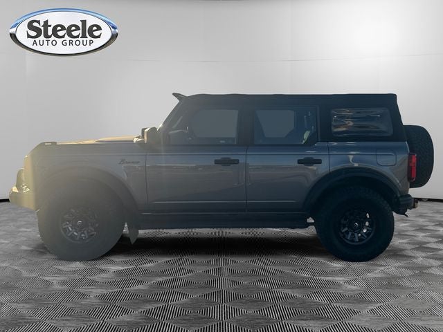 2021 Ford Bronco Base