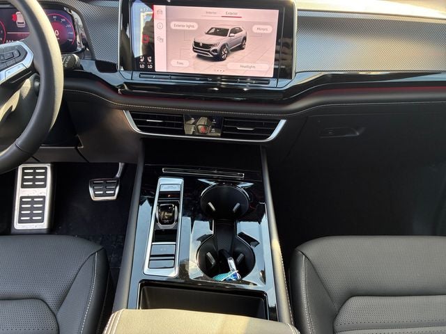 2026 Volkswagen Atlas Cross Sport 2.0T SEL R-Line Black