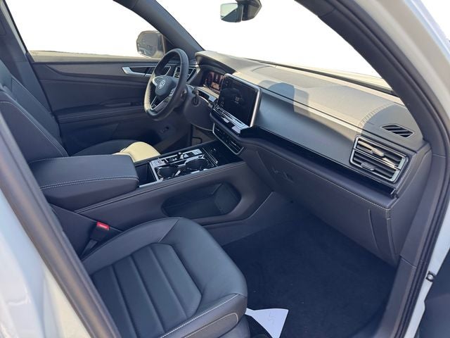 2026 Volkswagen Atlas Cross Sport 2.0T SEL R-Line Black