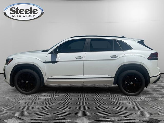 2026 Volkswagen Atlas Cross Sport 2.0T SEL R-Line Black