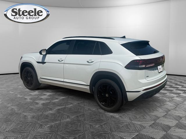 2026 Volkswagen Atlas Cross Sport 2.0T SEL R-Line Black