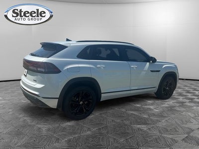 2026 Volkswagen Atlas Cross Sport 2.0T SEL R-Line Black