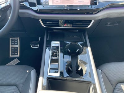 2025 Volkswagen Atlas 2.0T Peak Edition