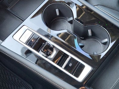 2024 Volkswagen Atlas 2.0T SE w/ Technology