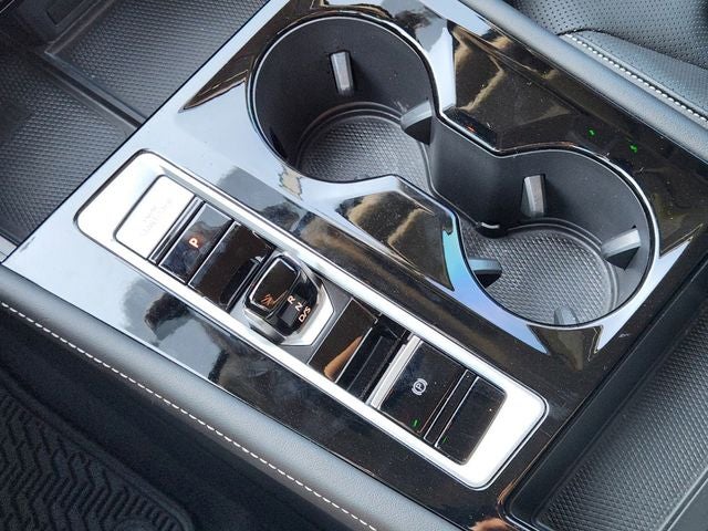 2024 Volkswagen Atlas 2.0T SE w/ Technology