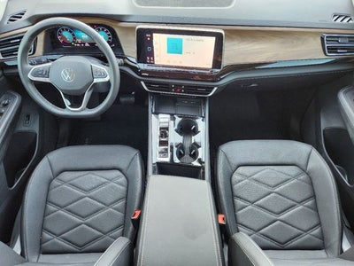 2024 Volkswagen Atlas 2.0T SE w/ Technology