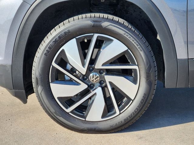 2024 Volkswagen Atlas 2.0T SE w/ Technology