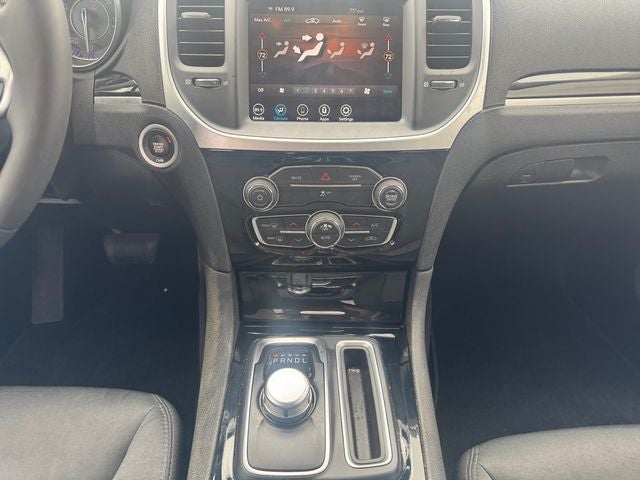 2023 Chrysler 300 Touring