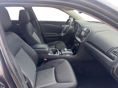 2023 Chrysler 300 Touring