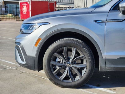 2024 Volkswagen Tiguan 2.0T SE