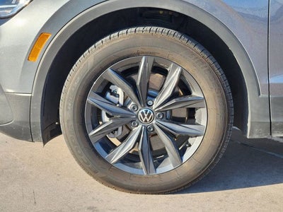 2024 Volkswagen Tiguan 2.0T SE
